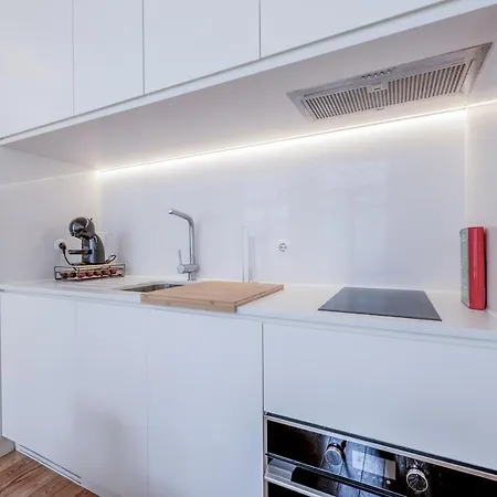 Modern Flat With Balcony On Rua Flores - 2nd アパート *