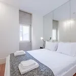 Modern Flat With Balcony On Rua Flores - 2nd *
